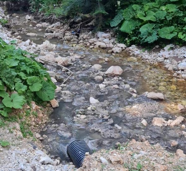 Izlivanje kanalizacije sa Jahorine- opasnost za zagađenje vode u Palama i Sarajevu
